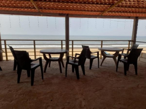 Candle wood Beach Stay
